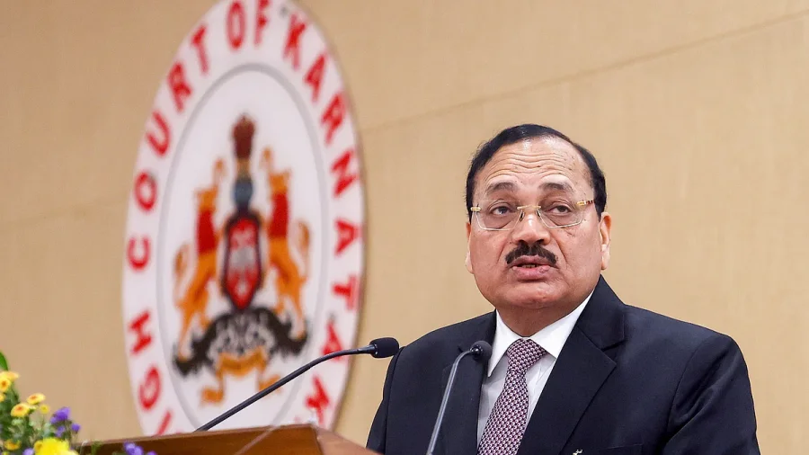 CJI Surya Kant ने कहा- लॉ डिग्री पर CBI जांच जरूरी, हजारों फर्जी वकील