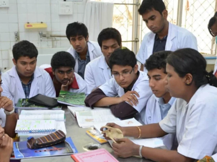 झारखंड को बड़ी सौगात: धनबाद-जमशेदपुर मेडिकल कॉलेजों में 250 MBBS सीटें, PG सीटों का भी विस्तार