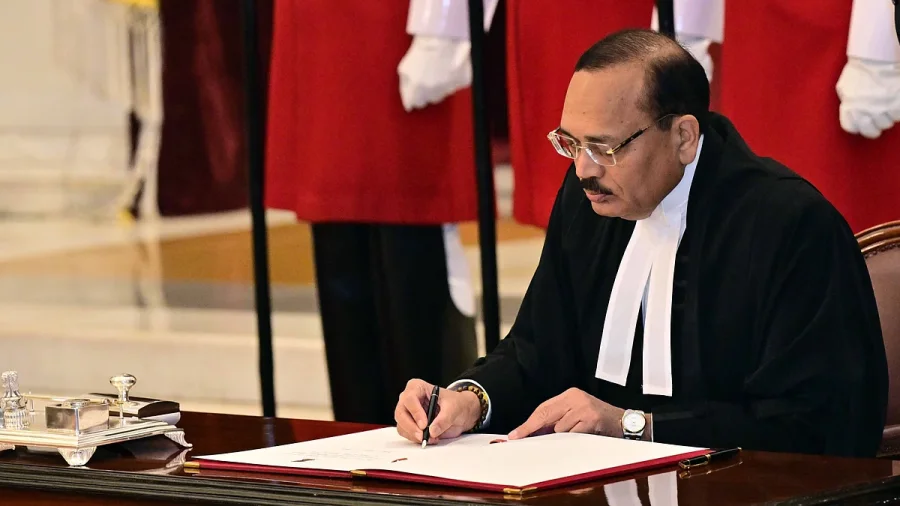 CJI Clarifies ‘Cockroach’ Remark After Backlash: ‘Comments Targeted Fake Degree Holders, Not India’s Youth’