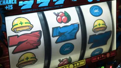 Spain blocks Polymarket and Kalshi as it investigates prediction market platforms
