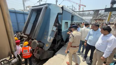 Katra-bound train coach splits at Ludhiana station, major tragedy averted
