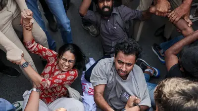 Rahul invites students to Kota rally, targets Centre over paper leaks
