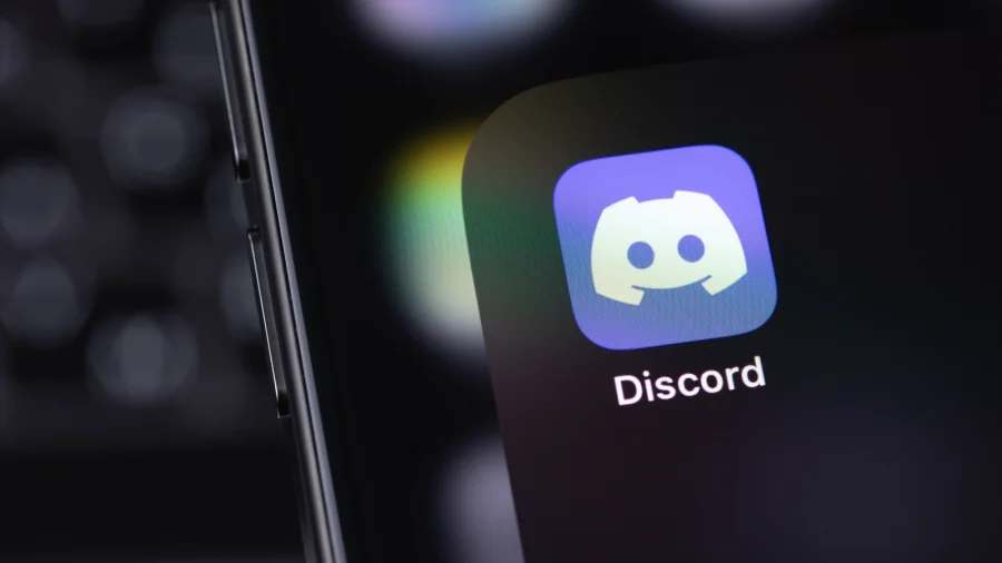 Open-source Discord alternatives: What Stoat and Element actually fix