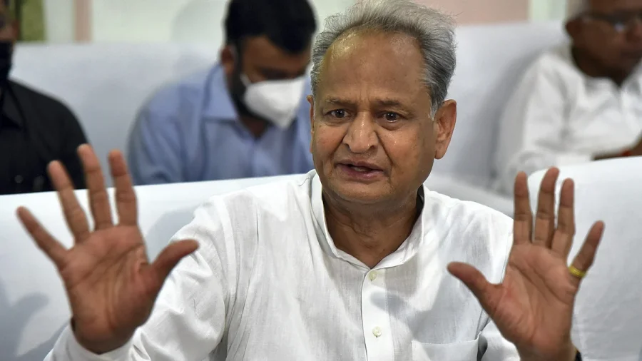 Hoarding row erupts ahead of Rahul Gandhi’s Kota event, Gehlot alleges BJP ‘fear’