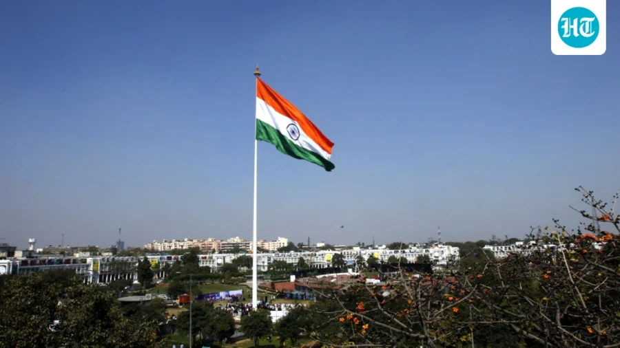 ₹104 crore, washing and replacing: What it takes for Delhi to keep 500 Tricolours flying