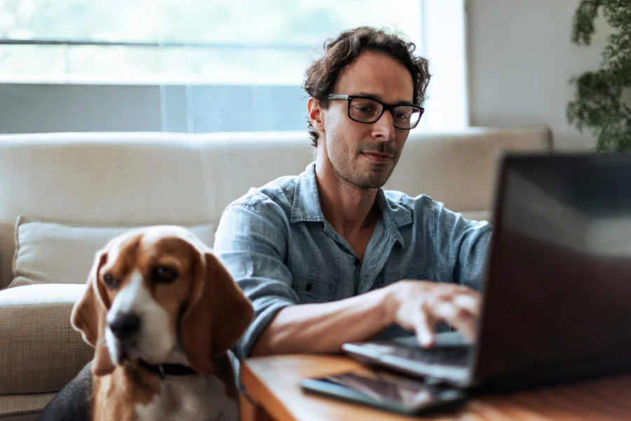 After forcing workers back to the office, Goldman Sachs and JPMorgan Chase are now letting their staff work remotely—but only for the World Cup