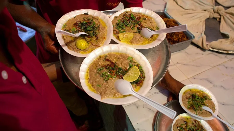 Rats, cockroaches, expired food: FDA cracks down on 6 Mumbai eateries