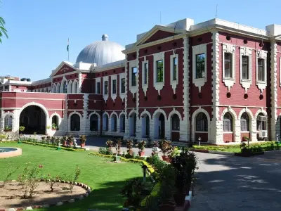 झारखंड के पारा टीचर्स को हाई कोर्ट से बड़ी राहत, अब संविदा सेवा भी पेंशन से जुड़ेगी