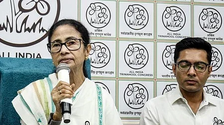 Calcutta HC seeks affidavits from Mamata, Abhishek in rally contempt case