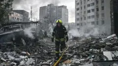 At least 11 killed in second Russian strikes on Kyiv in a week