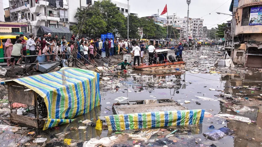 Gujarat flood toll rises to 23 as Surat reels from record monsoon deluge