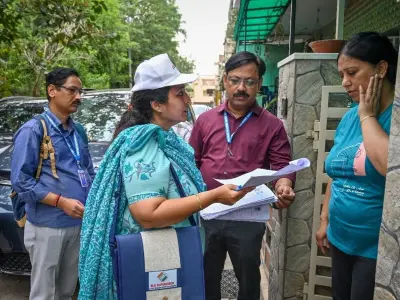 क्या आपको अब तक SIR फॉर्म नहीं मिला है? जानिए कैसे मिलेगा, लोगों को क्या समस्याएं आ रहीं