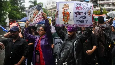 Congress seeks withdrawal of ‘false’ cases against Mumbai student protesters