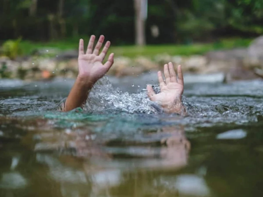 पलामू में मूर्ति विसर्जन के दौरान नदी में डूबे कई लोग, हादसे में 4 की मौत