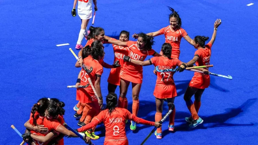 UP CM Yogi Adityanath Hails Asian Games Gold-Winning Women’s Hockey Team, Medal Winners