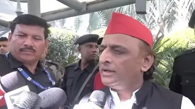 Akhilesh questions EC’s neutrality ahead of INDIA bloc protest