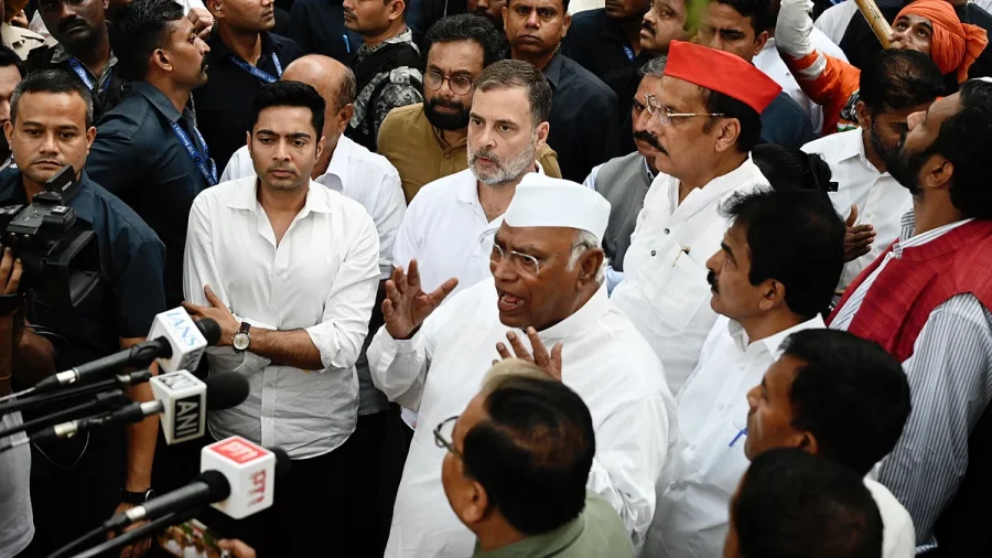 INDIA bloc heads to Rajghat as Kharge hosts second lunch for Oppn MPs